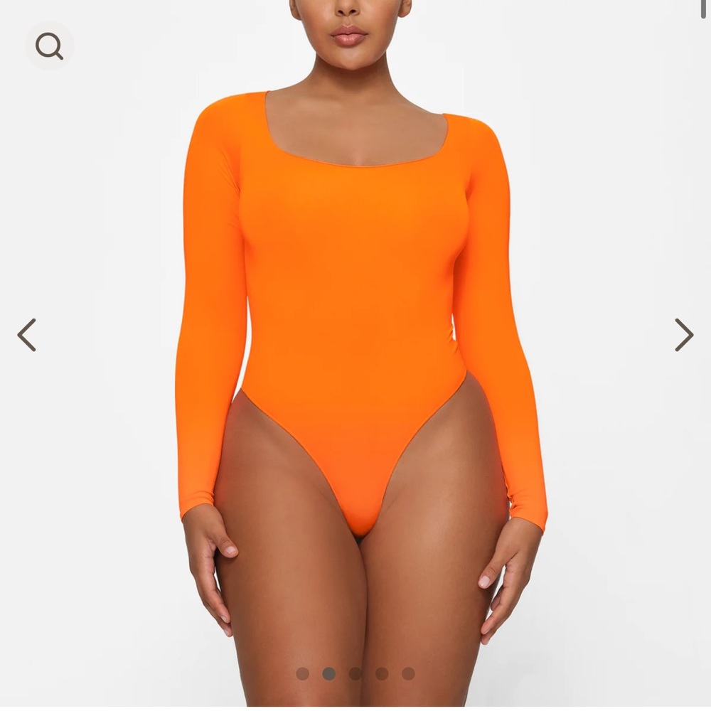 Skims Long Sleeve Bodysuit NWT